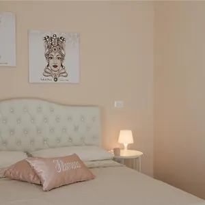 graceful-apartment-by-filomena-suite.catania-hotels.net/