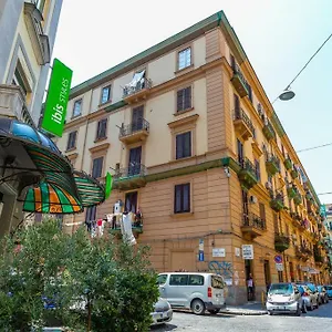la-casa-di-nonna-naples.hotels-amalfi.com/